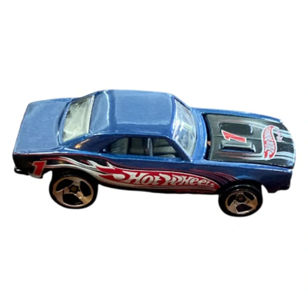 Vintage 1982 Hot Wheels 1967 Camaro Blue & Silver Diecast Car w/ Lift-Up Hood